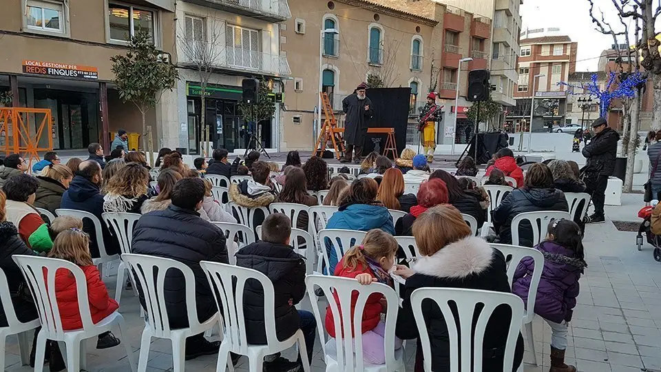 Espectacle de Mollerussa Comercial a la plaça Manuel Bertrand