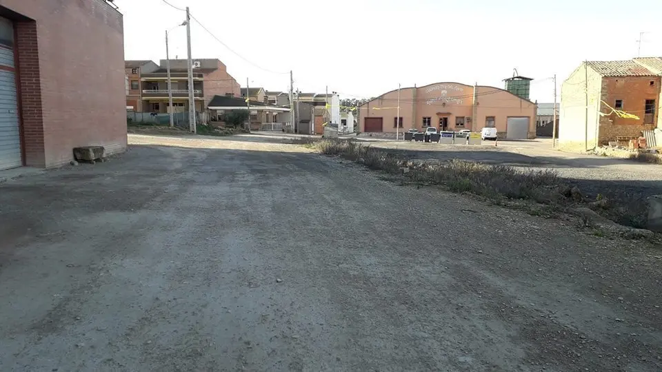 Carres de Castellserà que queden per pavimentar