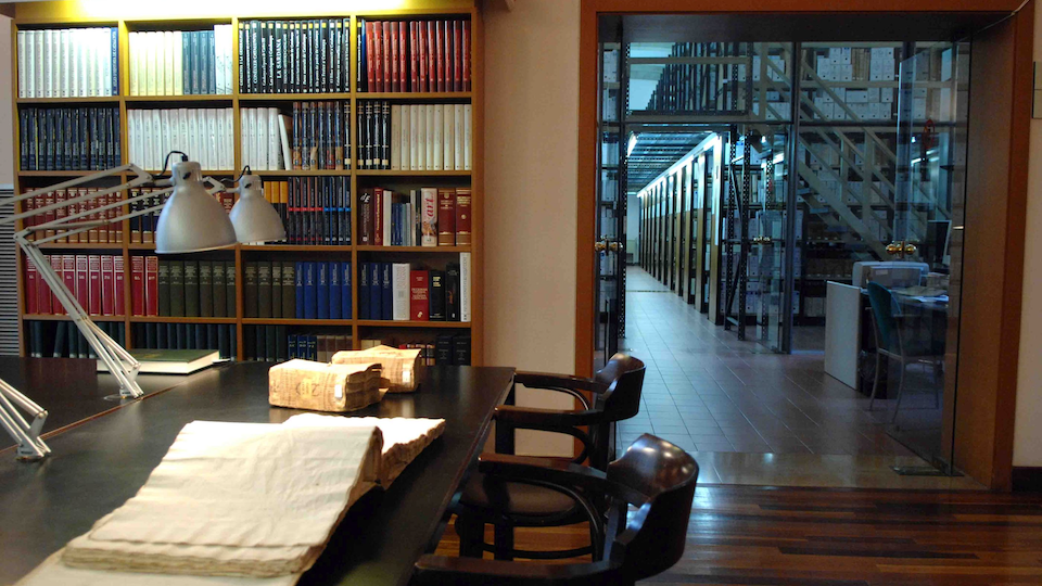 Sala de consulta i dipòsit de l&#39;arxiu - Arxiu Comarcal de la Segarra (http://xac.gencat.cat/ca/llista_arxius_comarcals/segarra/segarra/)