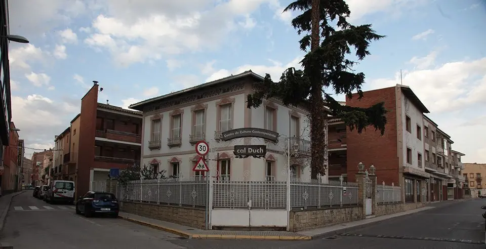 Imatge de l'Institut Mollerussa a l'edifici de Cal Duch