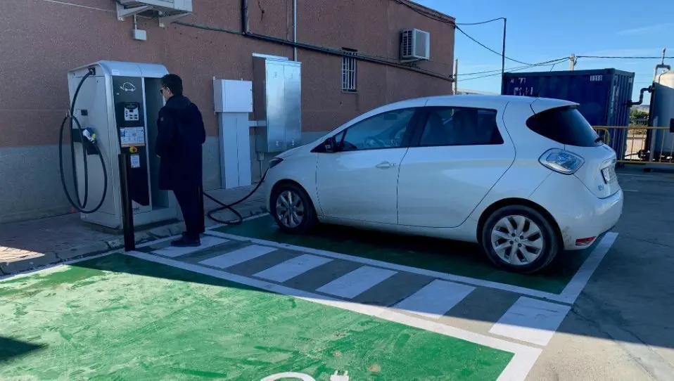 Carregador elèctric a Alcarràs de Fruits de Ponent