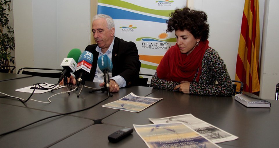 Joan Trull i Eva Reñé presenten l'activitat a l'Estany d'Ivars i Vila-sana