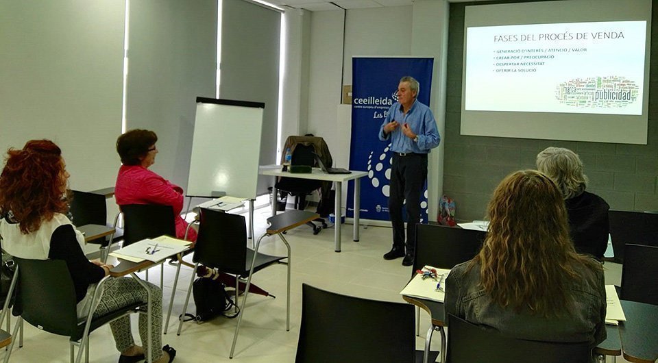 Conferència sobre estratègies empresarials al CEI de les Borges