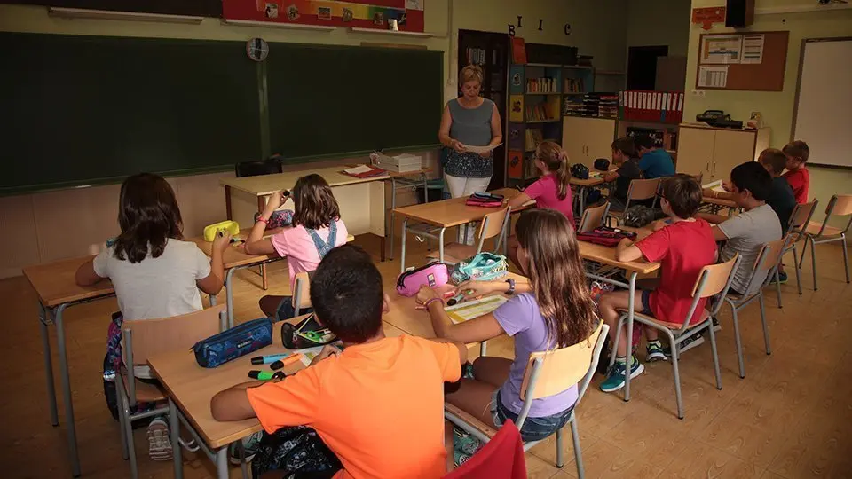 Escola El Roser del Poal en la planta baixa de l'Ajuntament