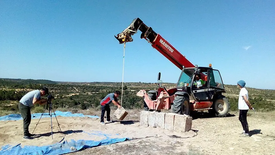 Inici de les obres de recuperació de l'arc d'Adar de Llardecans