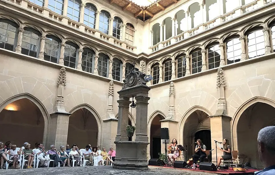 El quartet femení Les Kol·lontai en el convent de Sant Bartomeu de Bellpuig