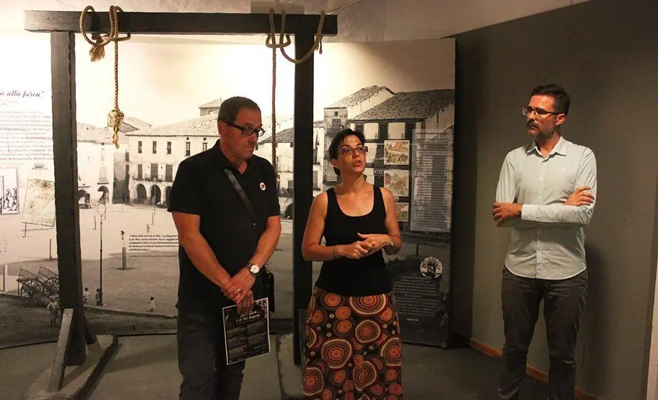 Inauguracio de l'exposicio al Museu Tàrrega Urgell