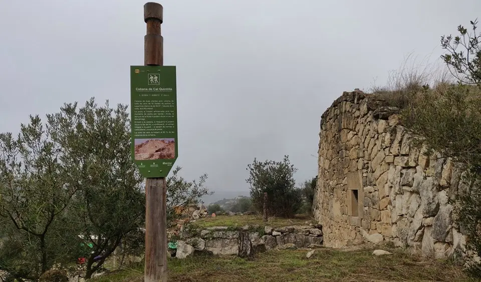 Una de les cabanes de volta que es conserven  a les Borges Blanques