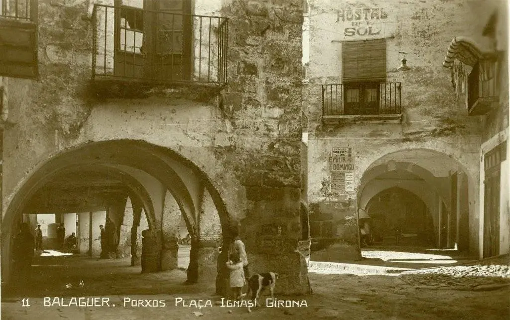 1. Plaça del Pou