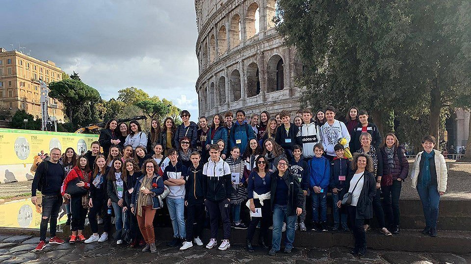 Alumnes de Torrefarrera, amb companys europeus visiten Roma