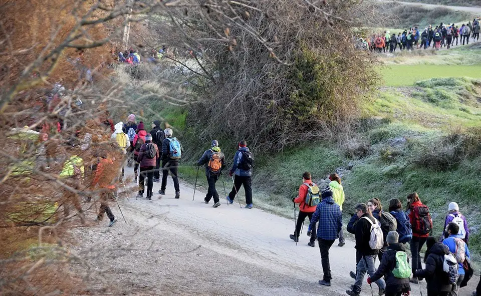 Participants en la sisena Marxa de la Boira de Penelles