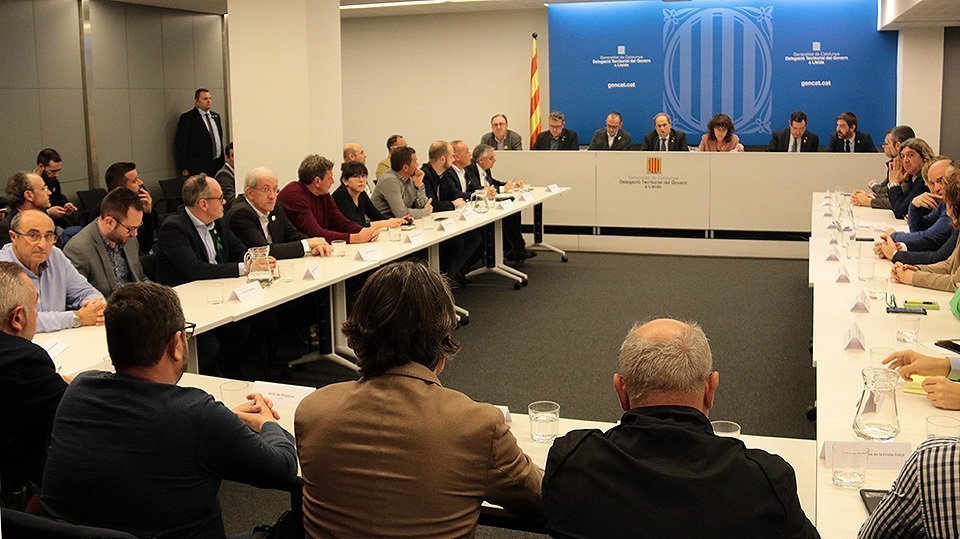 La reunió de Quim Torra i Teresa Jordà amb alcaldes i el sector de la fruita dolça