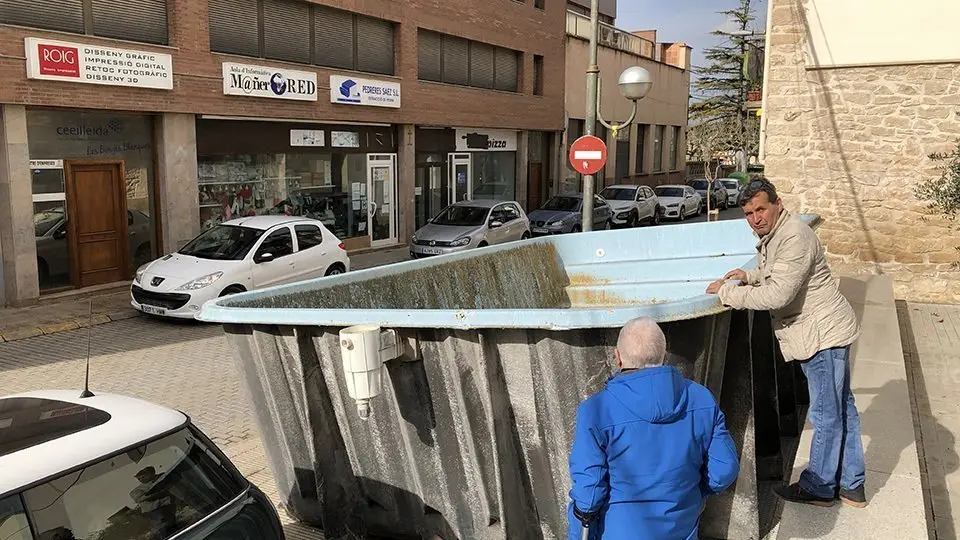 Piscina al carrer Indùstria de Les Borges Blanques