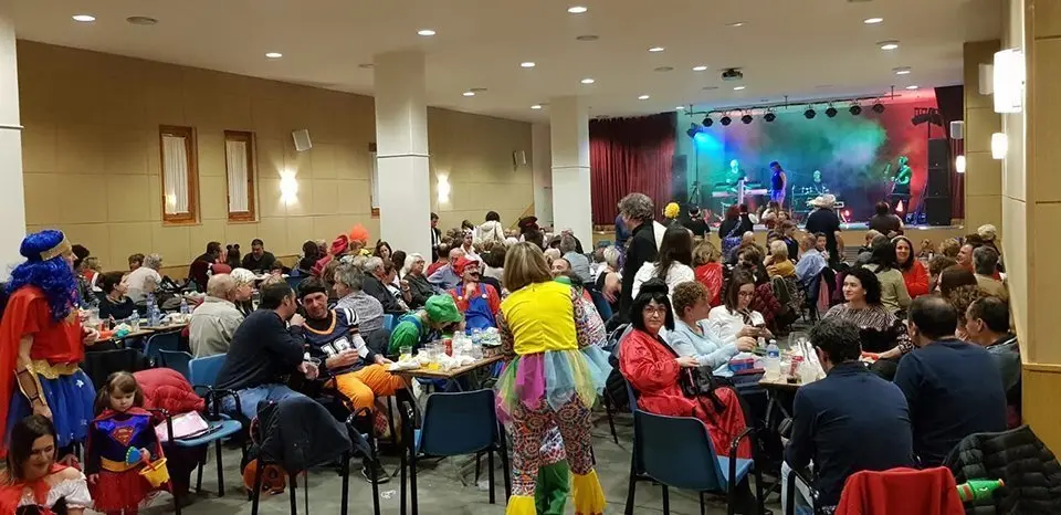 Carnestoltes Fondarella 1