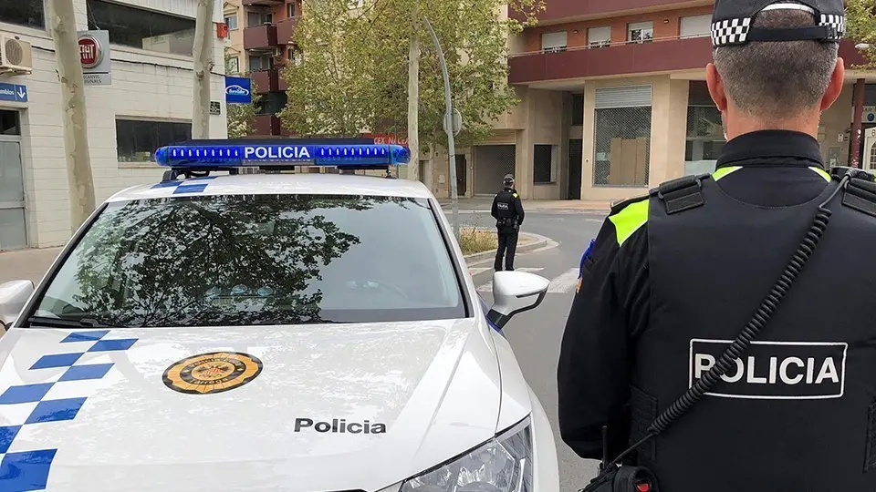 Control de la Policia Local de Tàrrega durant la pandèmia