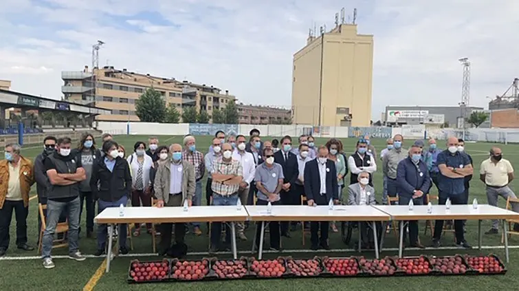 Alcaldes i representants del sector de la fruita de les comarques de Lleida