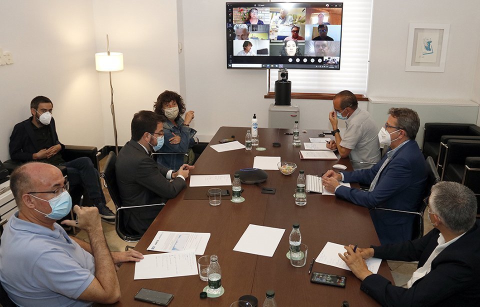 Reunió entre membres del Govern i representants del teixit empresarial del Segrià a la Diputació de Lleida