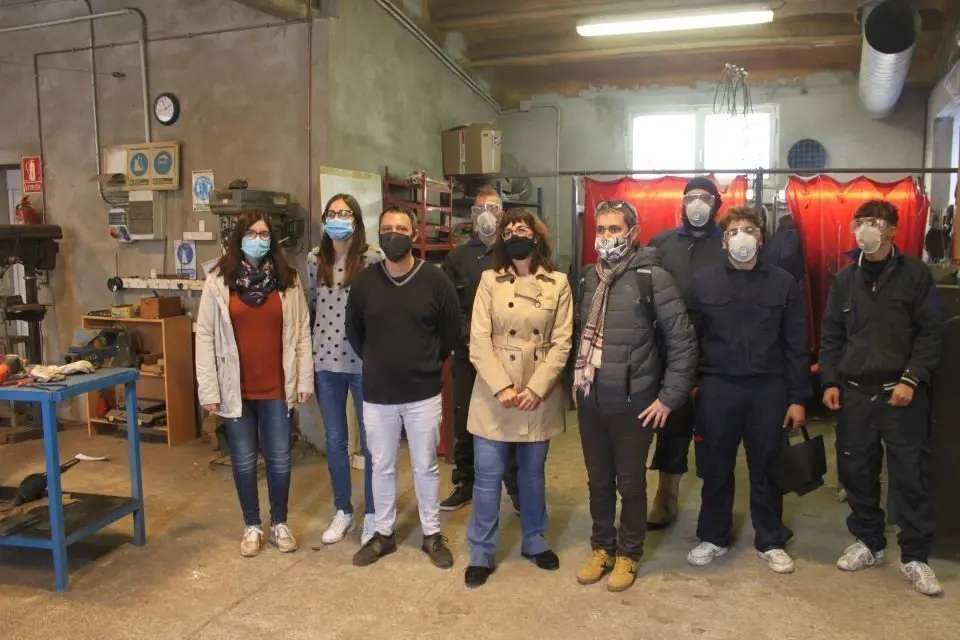 Visita realitzada dilluns a l&#39;aula-taller de soldadura - Ajuntament de Tàrrega