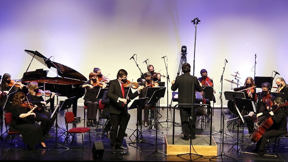 L'Orquestra Julià Carbonell a l'escenari de La Lira de Tremp @ACN