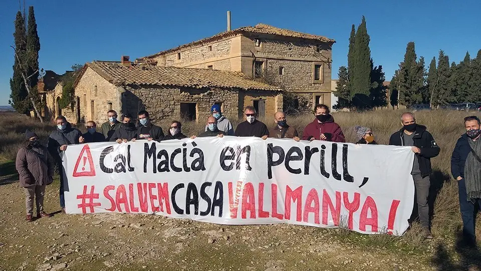 Membres de la plataforma Salvem Cal Macià  @Territoriscat