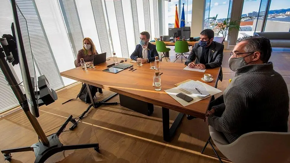 Reunió dels membres del Govern per decidir els nous ajuts directes @Govern