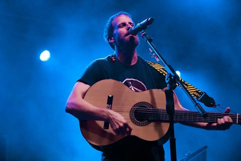 Rubén Sierra, guitarrista de la banda La Pegatina @JordiBonilla