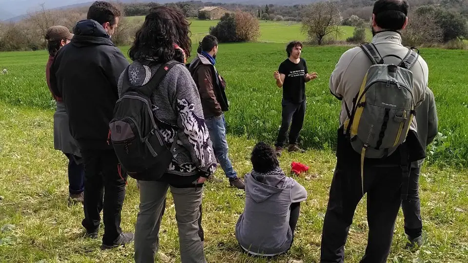 Una classe amb un ramader local a l'Escola de pastors de Rialp @AjÀger