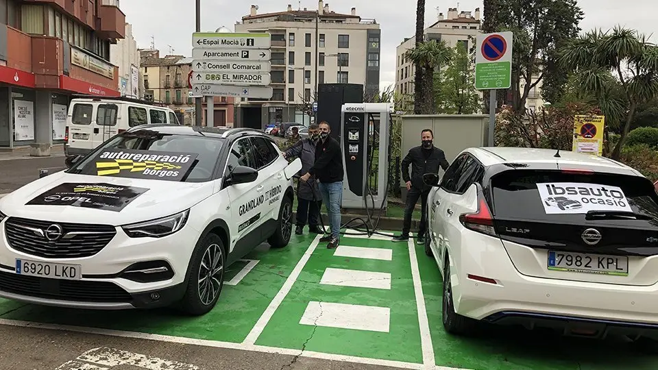 El punt de recàrrega de vehicles elèctrics de les Borges @Borges