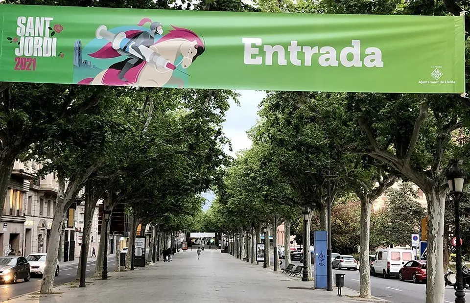 L’avinguda Francesc Macià prepara l'acollida de la Diada de Sant Jordi @Territoricat