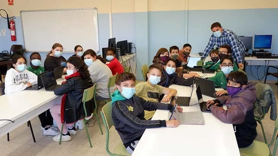 Els alumnes de l'escola Ignasi Peraire que han participat en el projecte @Territoriscat