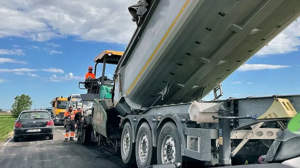 Bellvís  reparació de la carretera de Térmens @AjBellvís