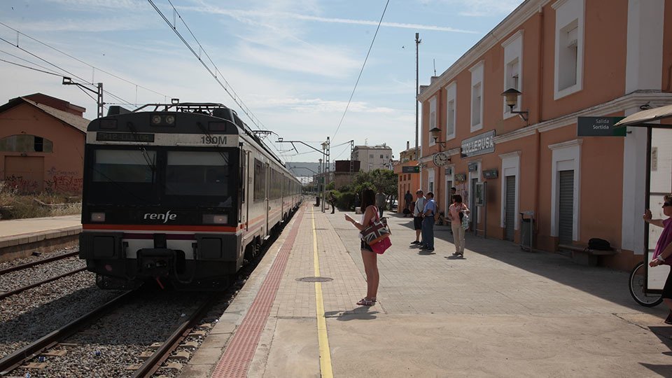 Tren rodalies a estacio Mollerussa @JosepA.Pérez
