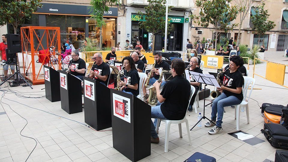 Concert cloenda curs EMMM conjunt d'adults a la plaça Manuel Bretrand @JosepA.Pérez