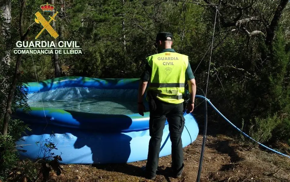 La piscina on recollien aigua per l'estada en el campament @OPC