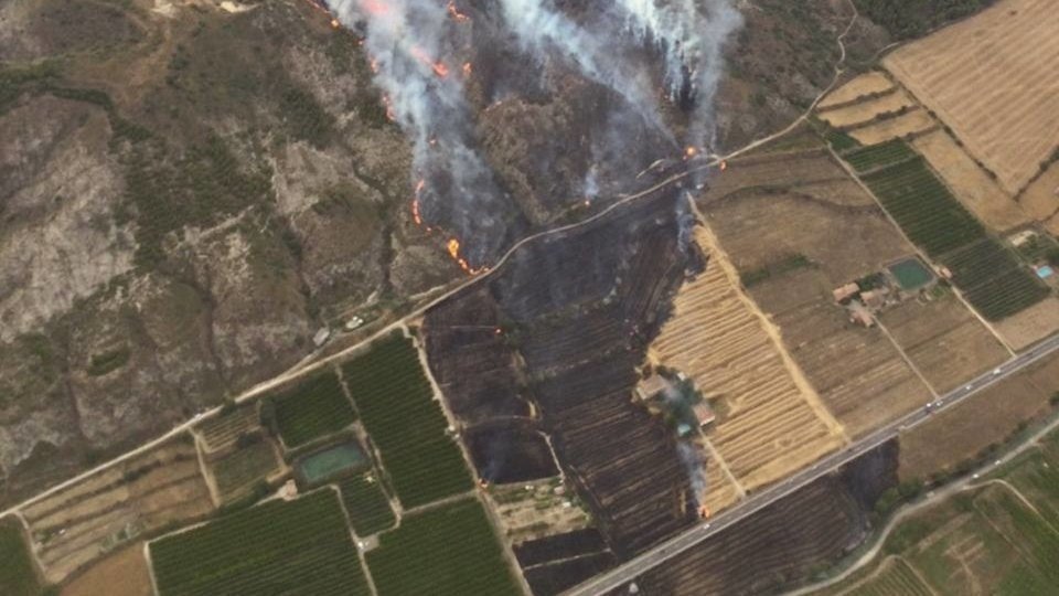 Gran pla general picat de l'incendi d'Alfarràs, 27 de juny de 2021