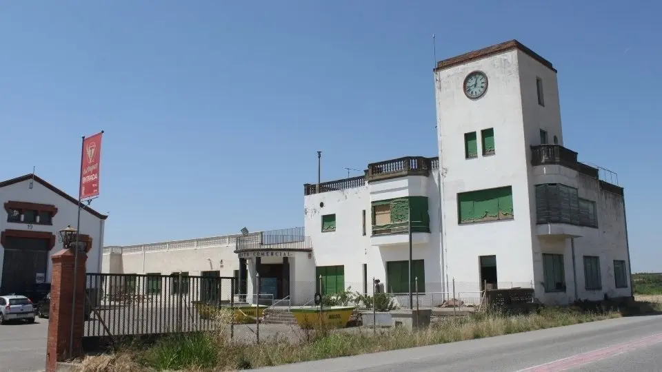 L'antic edifici comercial i residencial de Cal Trepat