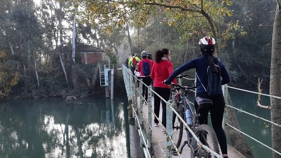 Ecodescoberta pel Camí del Riu amb bicicleta. Fotografia: Ajuntament de Lleida.