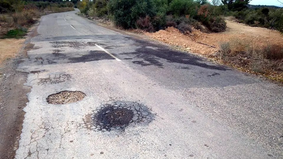 Carretera entre el Cogul i Granyena de les Garrigues ©GarriguesAltes