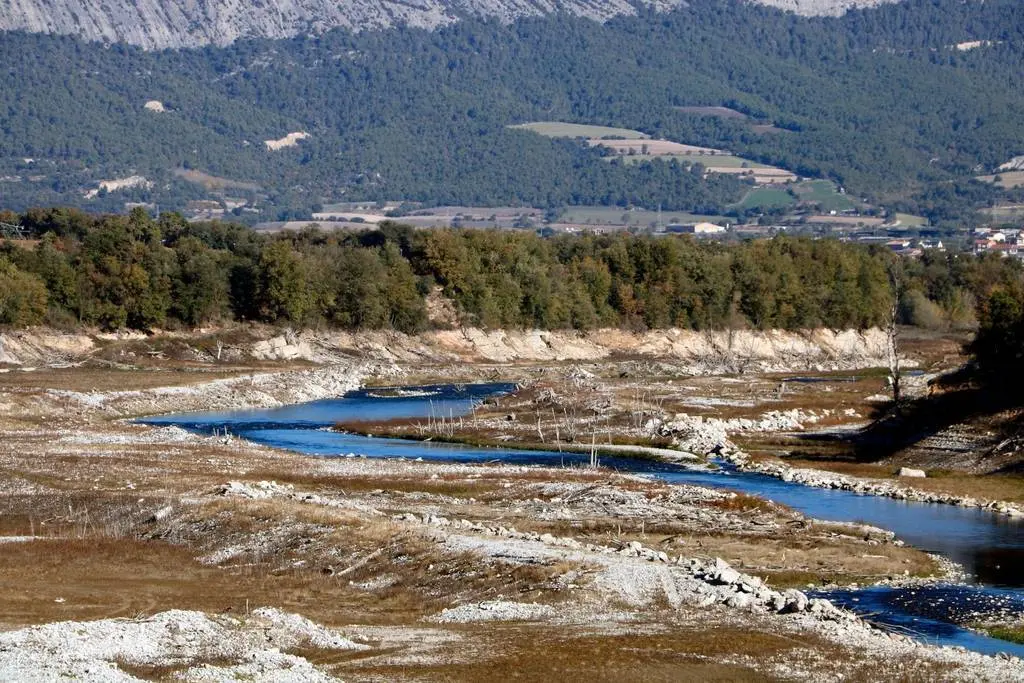 El curs del riu Segre a la cua de l'embassament de Rialb, el 9 de novembre de 2021 - Foto: Oriol Bosch