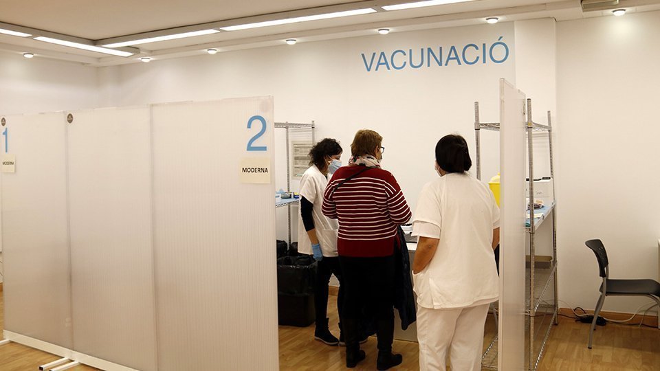 Nou punt de vacunació, al barri de Cappont ©LauraCortés