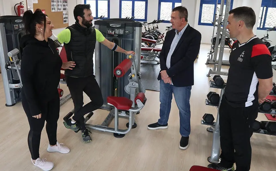 El president del Consell Esportiu visita el gimnàs de Torregrossa ©CEPU