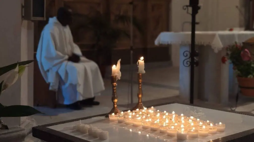 Celebració de l'acte d'homenatge als que han mort en temps de pandèmia a Bellvís - Foto: Cedida per l'Ajuntament de Bellvís