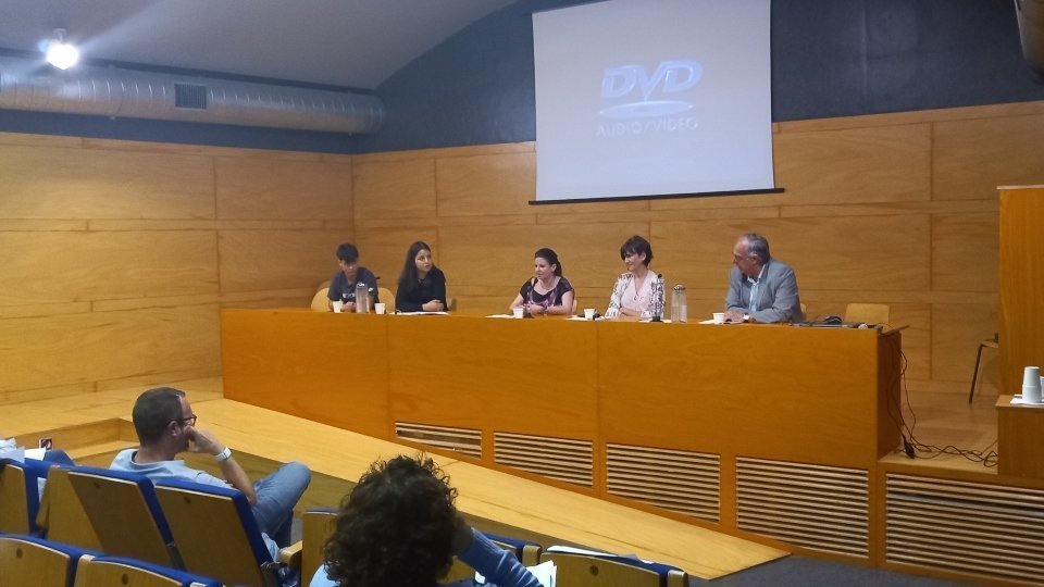 Taula de debat en el marc de la reunió del Consell Municipal Assessor de la Infància i l'Adolescència. Fotografia: Ajuntament de Lleida.