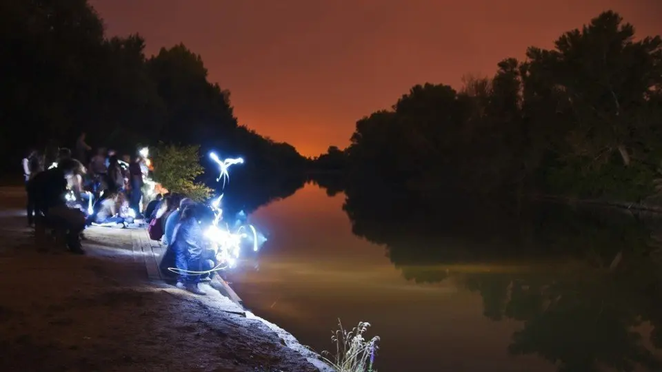 Observació nocturna al Parc de la Mitjana de Lleida ©AjLleida