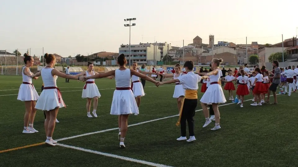 Participants en el I Aplec de sardanes de Golmés