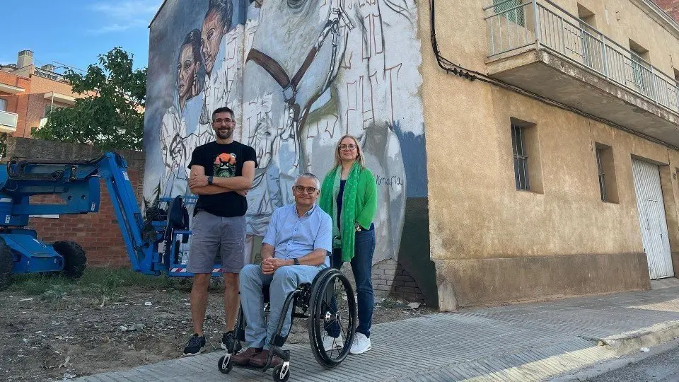 Acord entre el Torrefarrera Street Art Festival i l'Escola d'Art Ondara per cedir un mur als alumnes del nou cicle d'art urbà ©TSAF