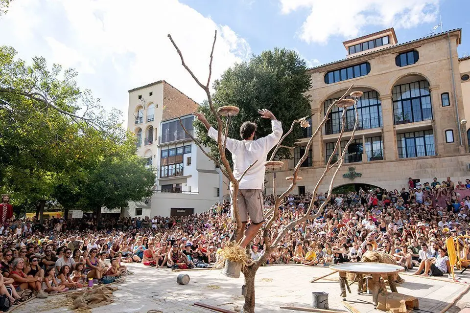 Els espectacles de FiraTàrrega omplen els espais públics ©FiraTàrrega