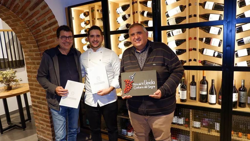 Tomàs Cusiné, Jesús Gimena i Rafa Gimena al restaurant l'Espurna ©JosepAPérez