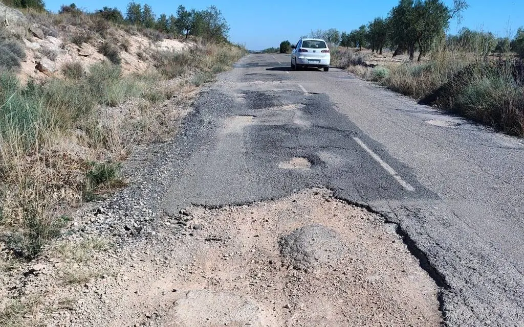 Els municipis de les Garrigues Altes denuncien que la comarca "pateix un dèficit històric en comunicacions viàries"