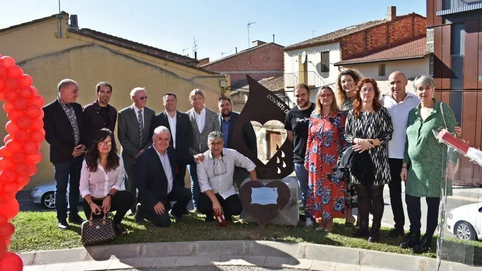 Estàtua dedicada als donants de sang d'Alcarràs ©AjAlcarràs